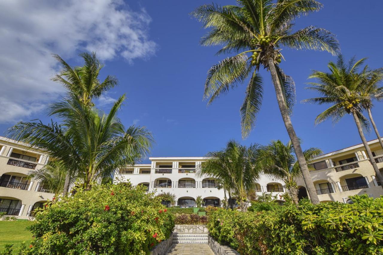 Our Popular 1 Bedr Oceanfront At Xaman Ha Why Xh7116 * Playa del Carmen
